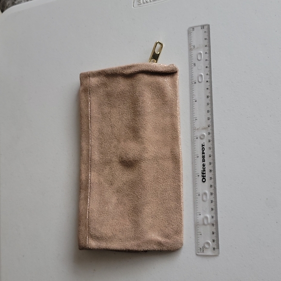 GAP Soft Leather Cream Rose Gold Metallic Clutch - Picture 8 of 11